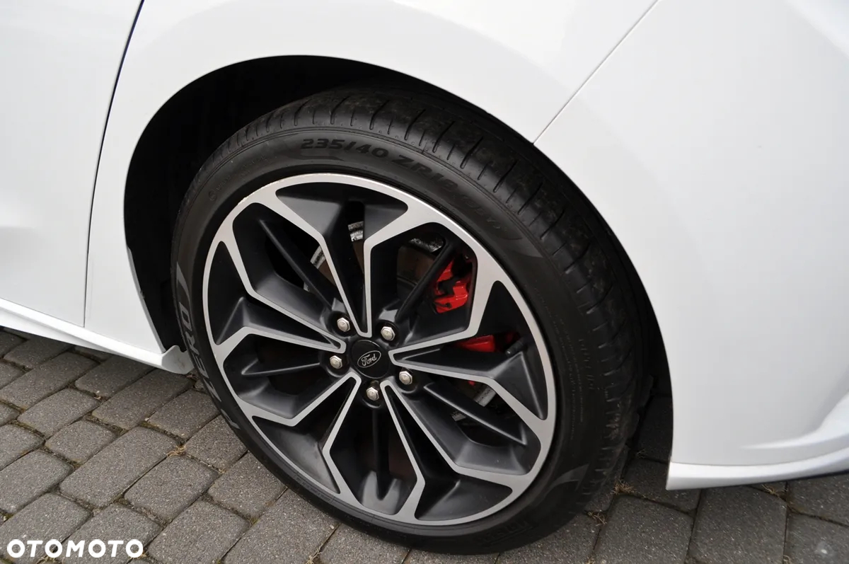 Ford Focus 1.0 EcoBoost Hybrid ST-LINE VIGNALE - 11