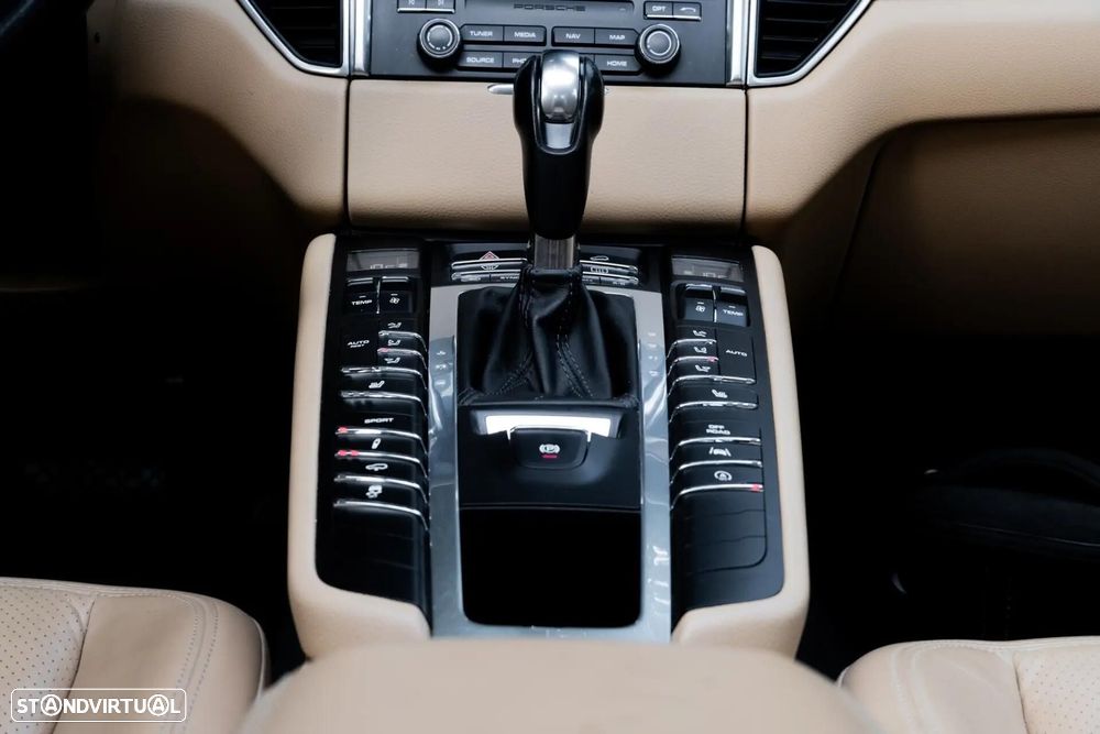 Porsche Macan PDK - 21