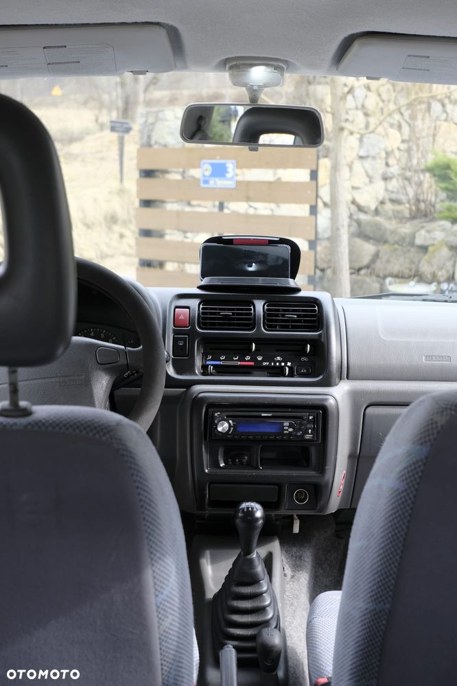 Suzuki Jimny 1.3 - 11