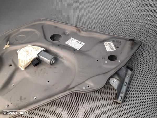 Elevador Tras Dto  Mercedes-Benz A-Class (W169) - 2