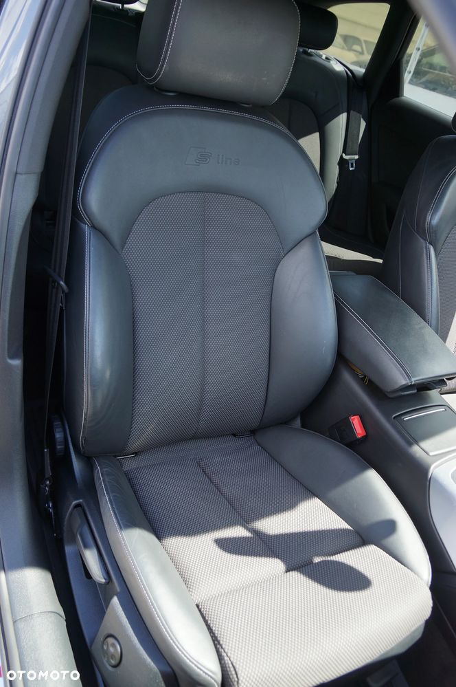 Audi A6 Avant 2.0 TDI quattro S tronic - 28