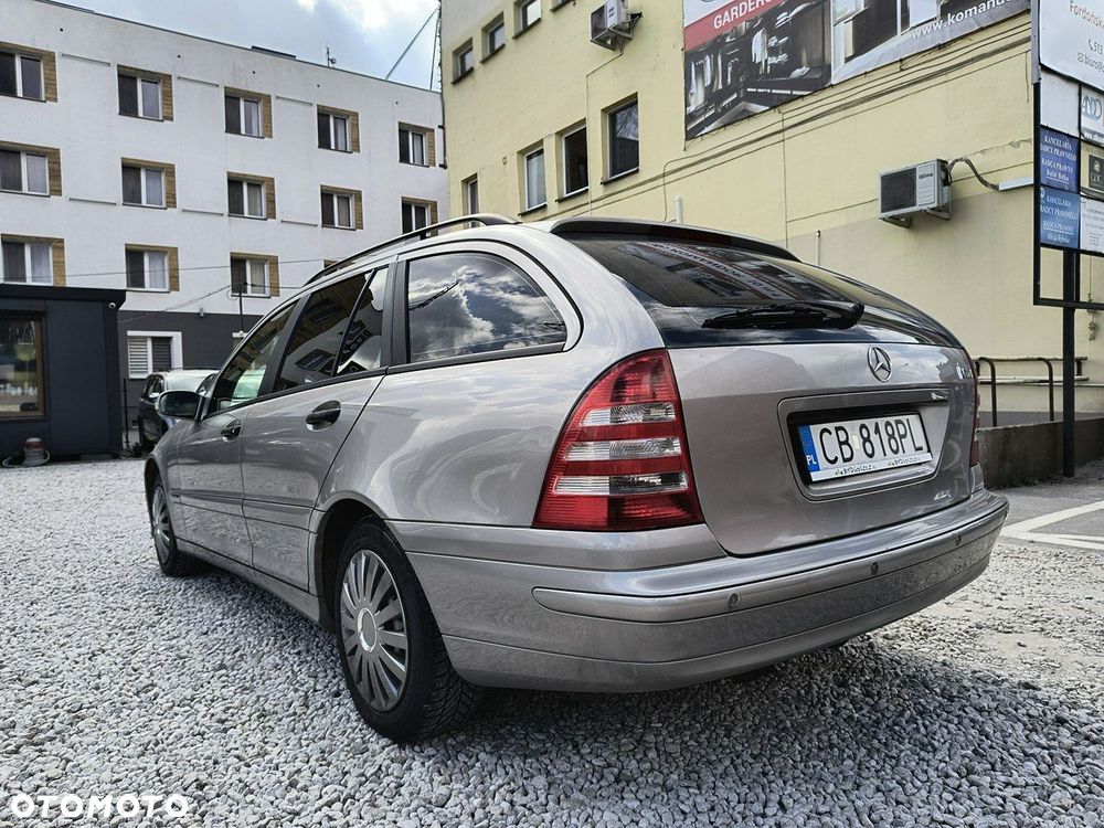 Mercedes-Benz Klasa C 200 CDI Classic - 28
