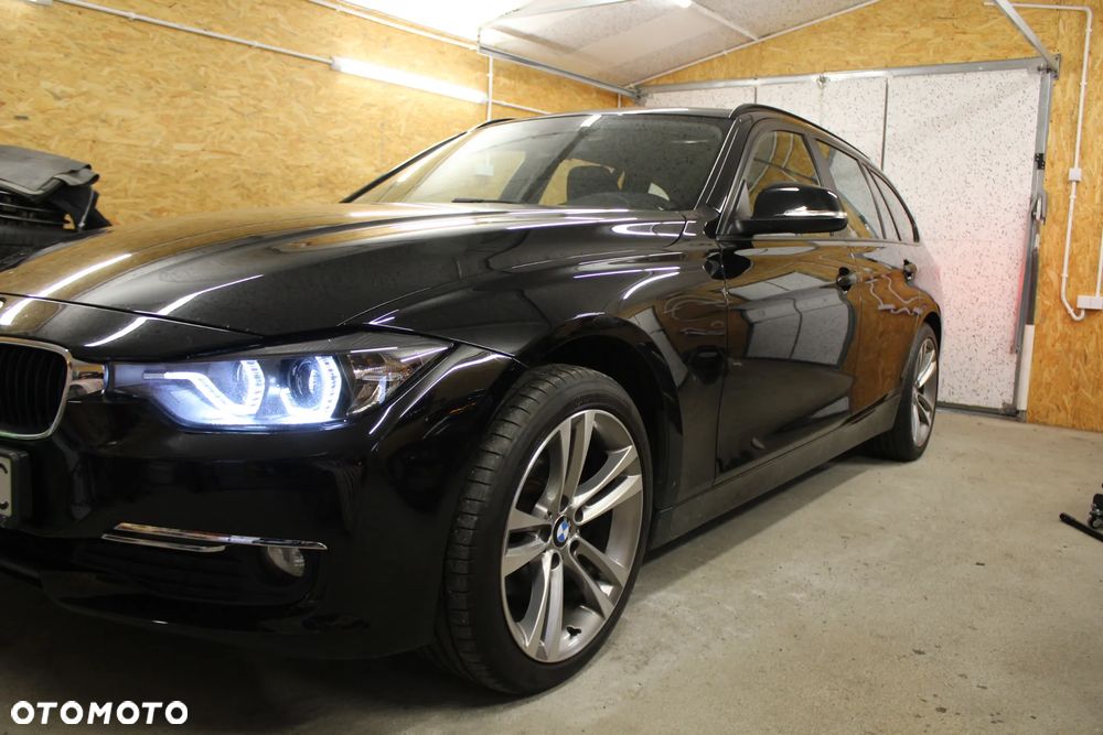 BMW Seria 3 320i - 22