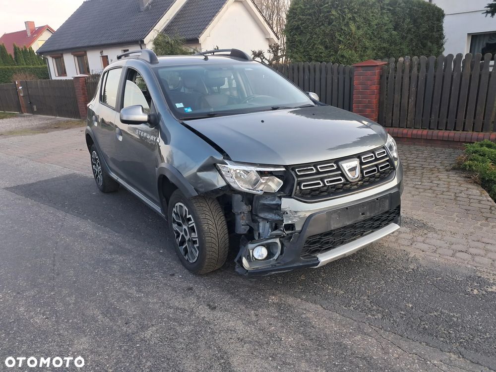 Dacia Sandero Stepway dCi 90 (S&S) Celebration - 2