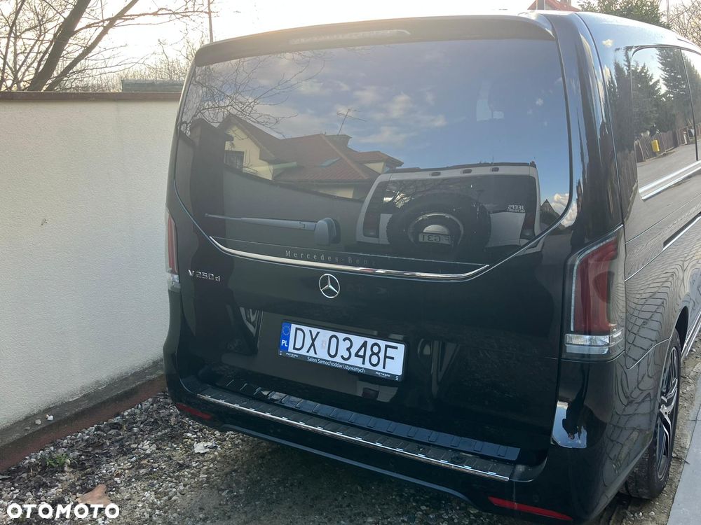 Mercedes-Benz Klasa V 250 d 4-Matic Avantgarde 9G-Tronic (ekstra d³) - 2