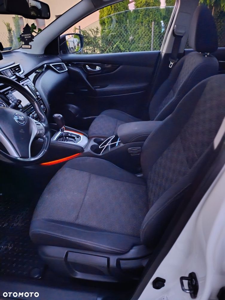 Nissan Qashqai 1.6 DCi Tekna Xtronic - 25