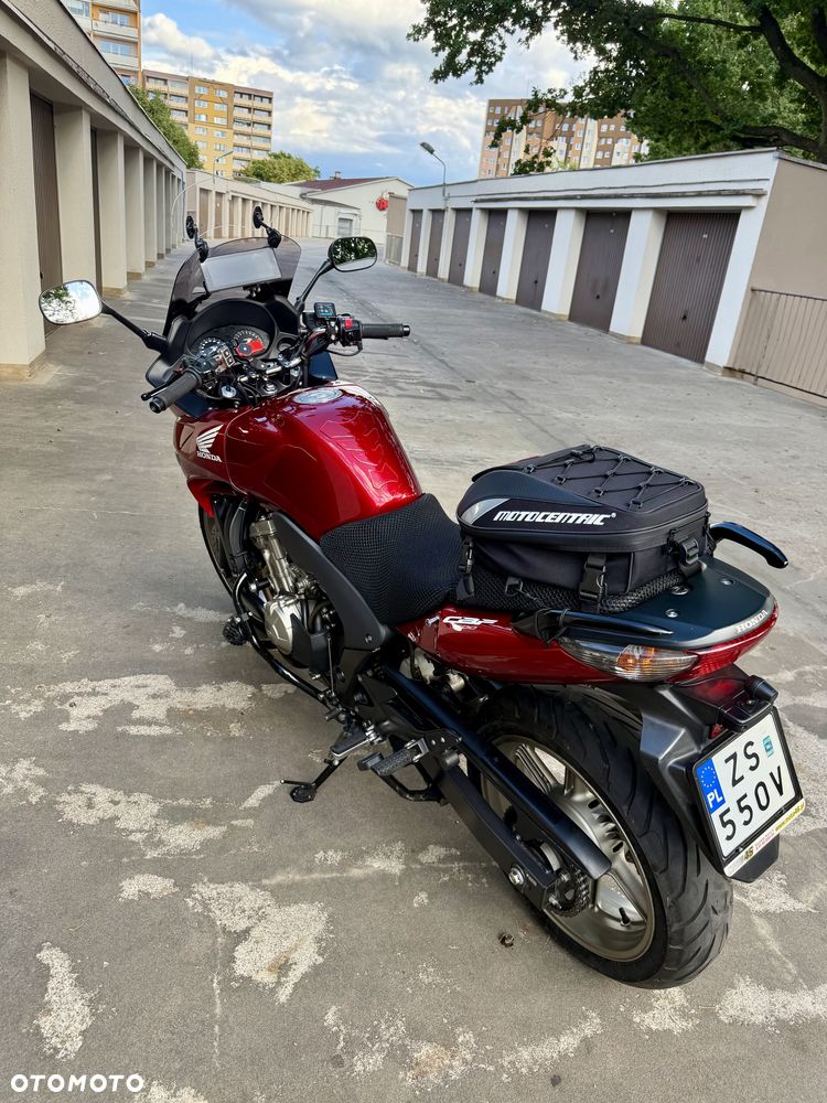 Honda CBF - 22