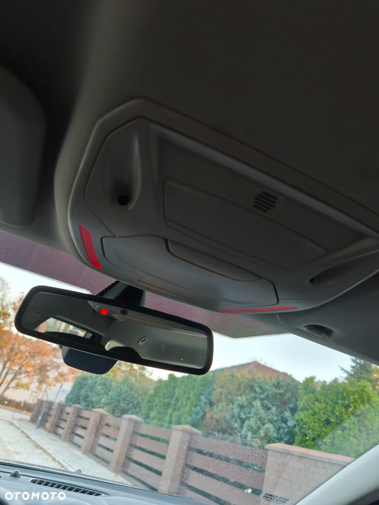 Ford Mondeo - 7