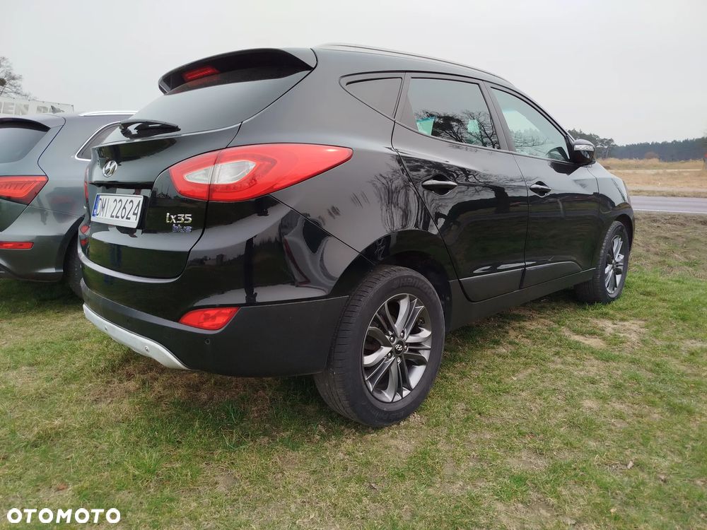 Hyundai ix35 blue 1.6 2WD Finale Gold - 3