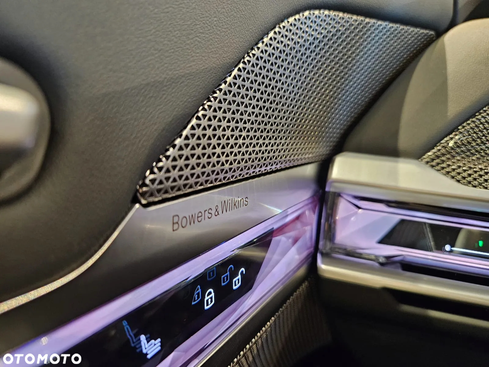 BMW Seria 7 M760e xDrive - 13