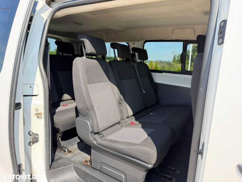 Toyota Proace 1.5 D-4D 120CP 8+1 L2H1 Base+ - 9