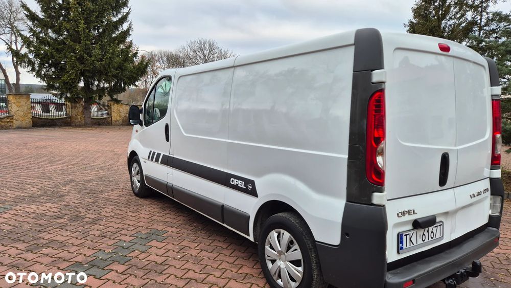 Opel Vivaro - 22