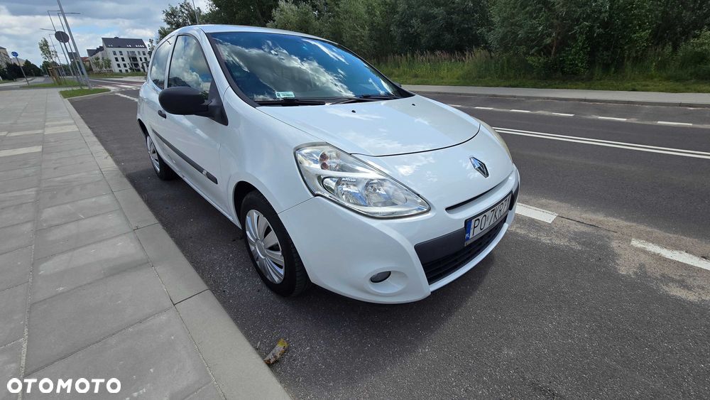 Renault Clio - 1