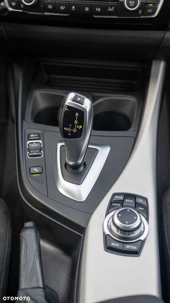 BMW Seria 1 118i M Sport - 13