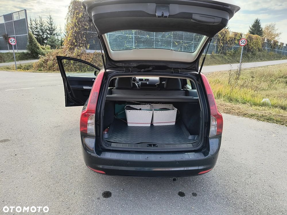 Volvo V50 1.6D DRIVe Momentum - 21