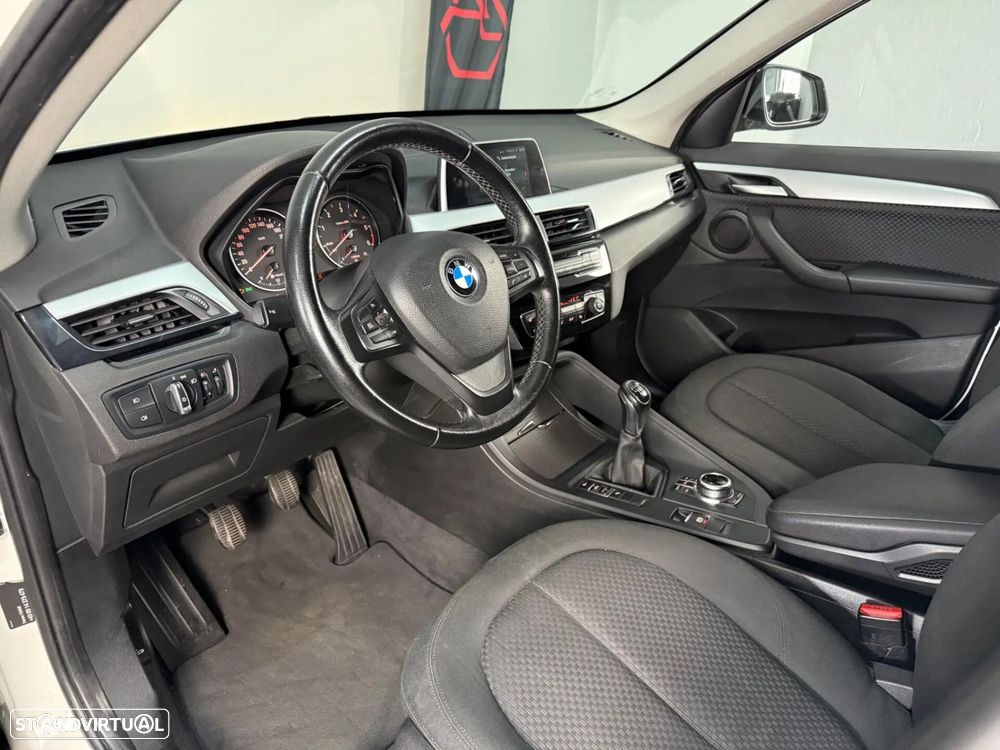 BMW X1 18 d sDrive - 12