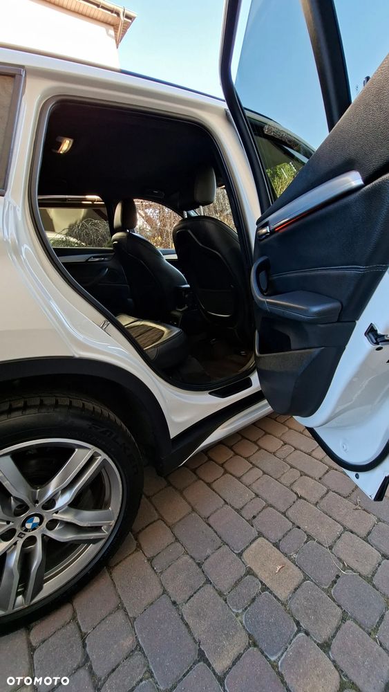BMW X1 xDrive18d Sport - 17
