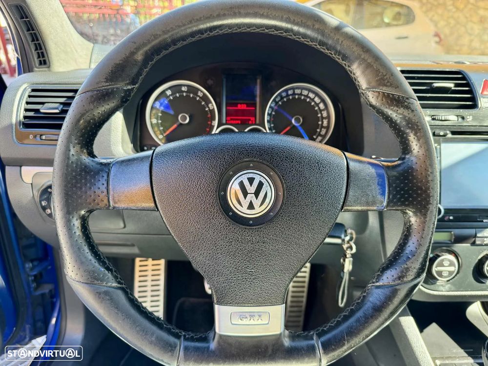 VW Golf 2.0 GTi - 10