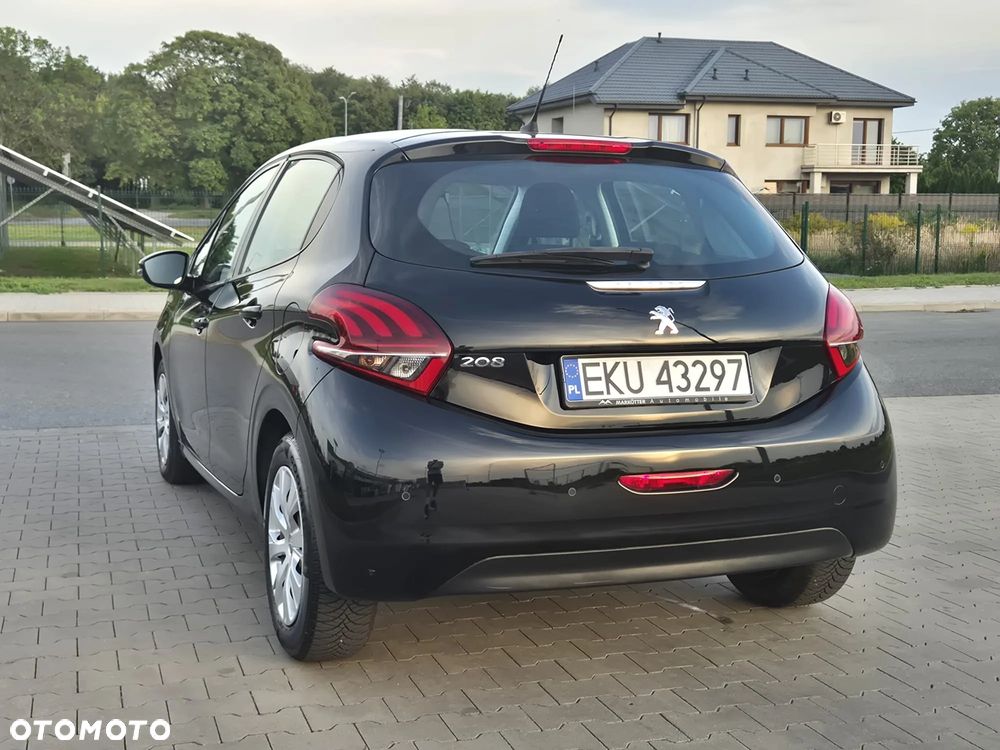 Peugeot 208 PureTech 82 Start & Stop Allure - 16