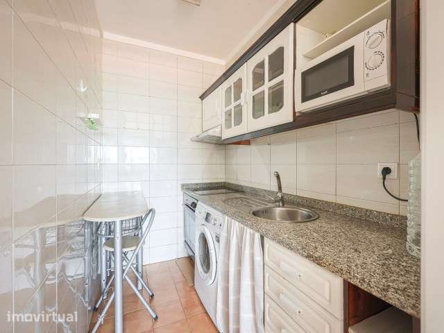 Apartamento T1+1 com arrumos e lugar de garagem em Mafamude! - Grande imagem: 3/39