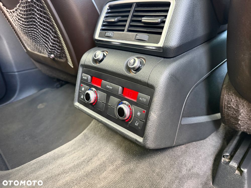 Audi Q7 3.0 TFSI Quattro Tiptr - 32