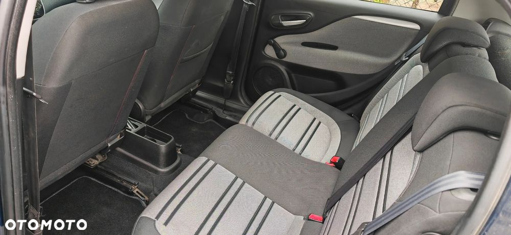 Fiat Punto - 10