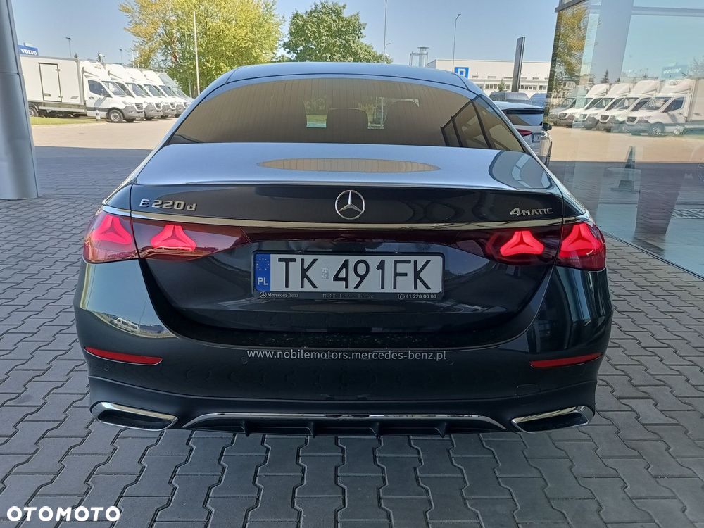 Mercedes-Benz Klasa E - 7