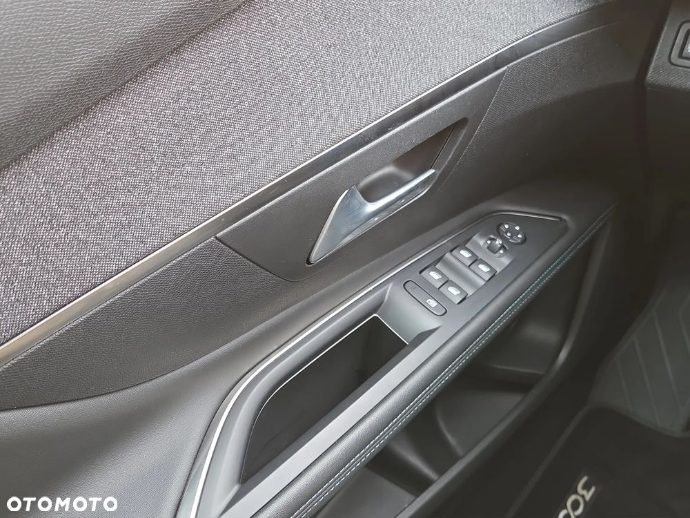 Peugeot 3008 1.5 BlueHDi Allure Pack S&S EAT8 - 11