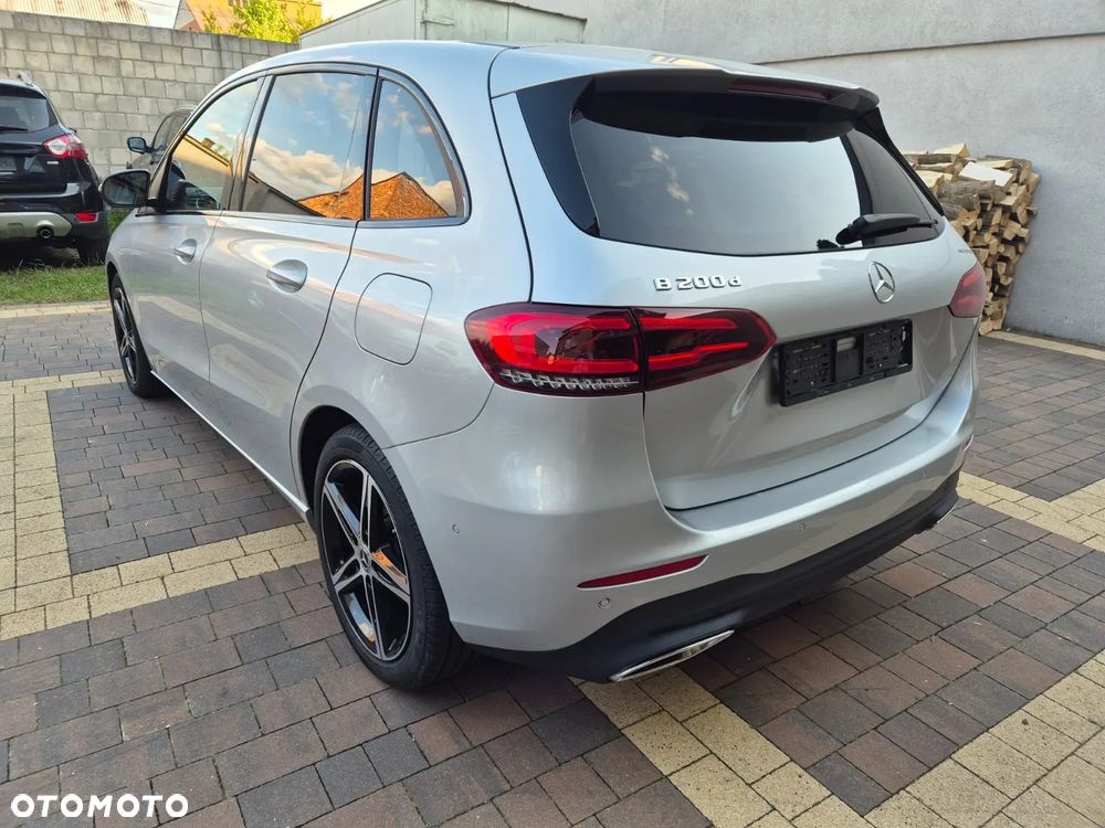 Mercedes-Benz Klasa B 200 d 8G-DCT AMG Line - 8
