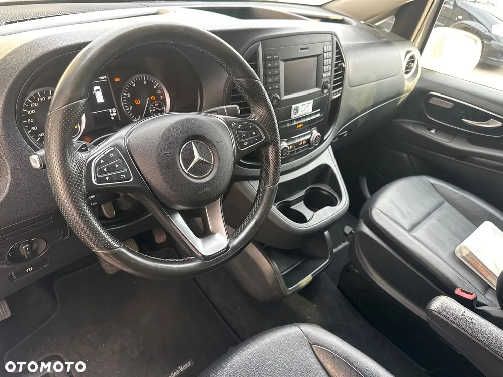 Mercedes-Benz Vito - 25