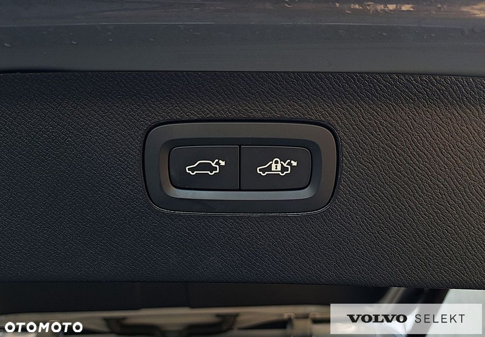 Volvo XC 90 - 35