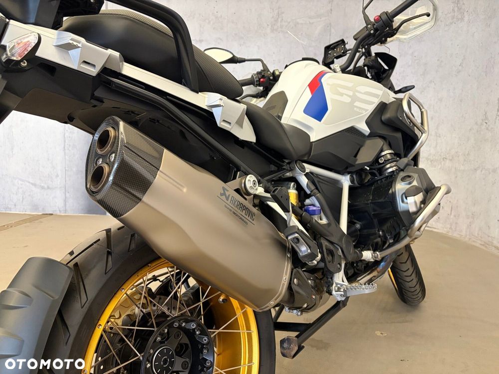 BMW R - 6