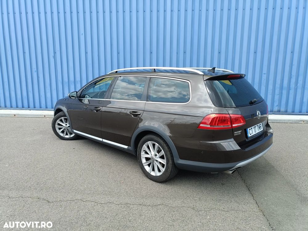 Volkswagen Passat Alltrack 2.0 TDI 4Motion DSG BlueMotion Tec - 21