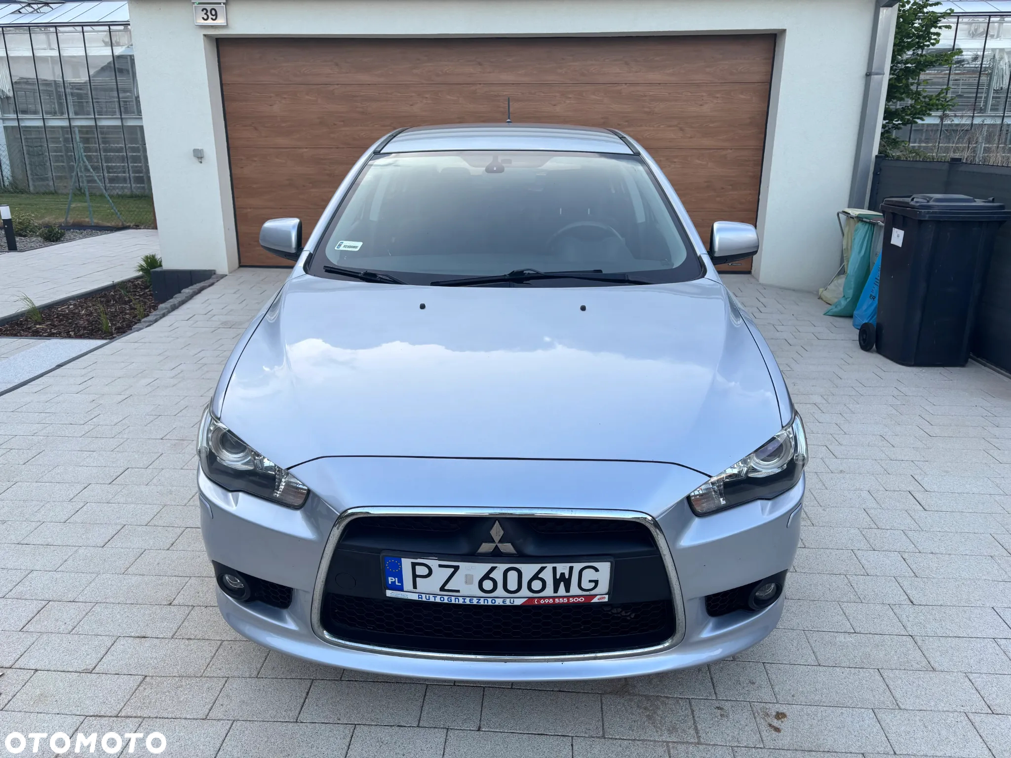 Mitsubishi Lancer 1.6 Invite - 4