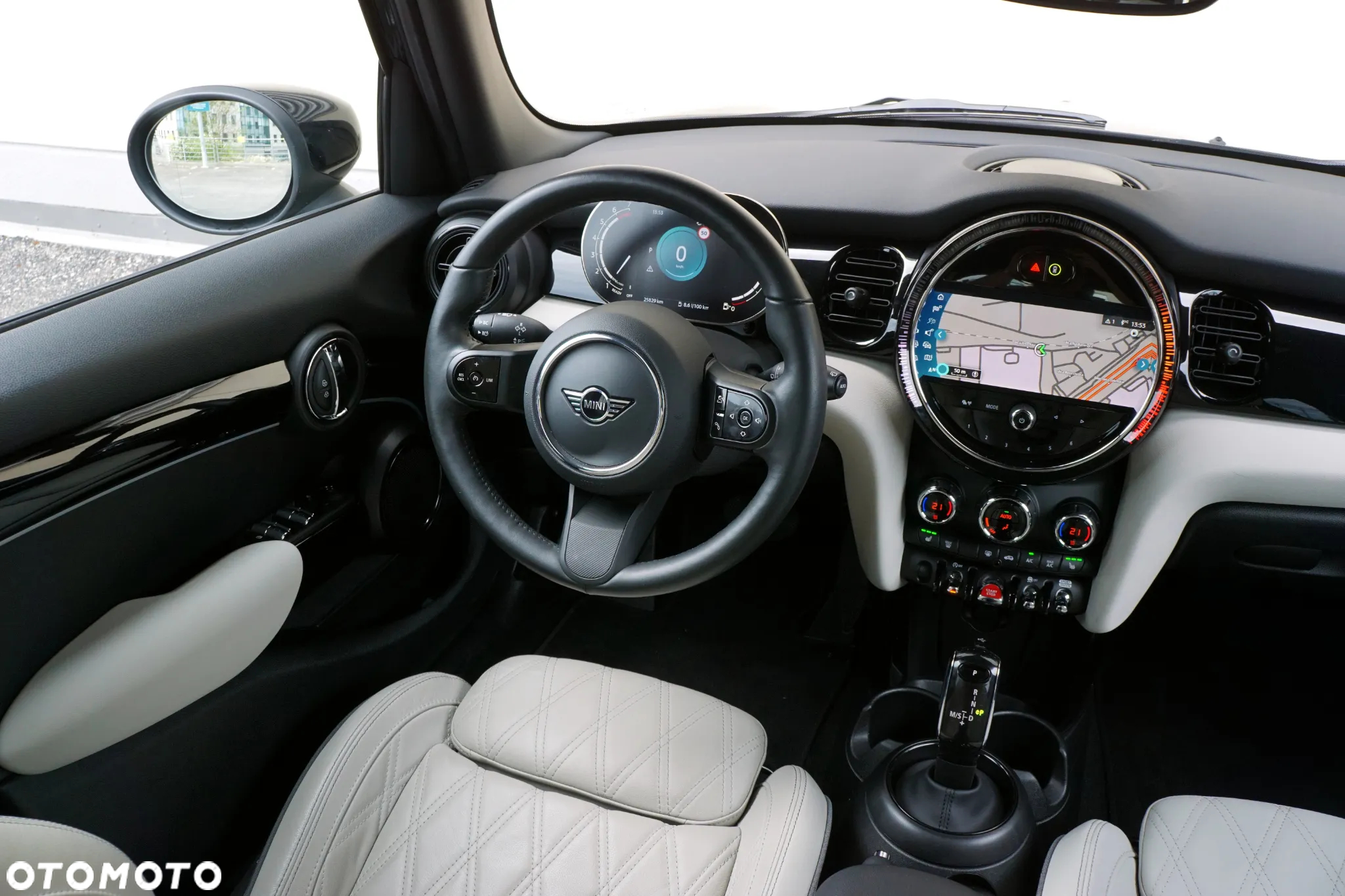 MINI Cooper Standard - 14