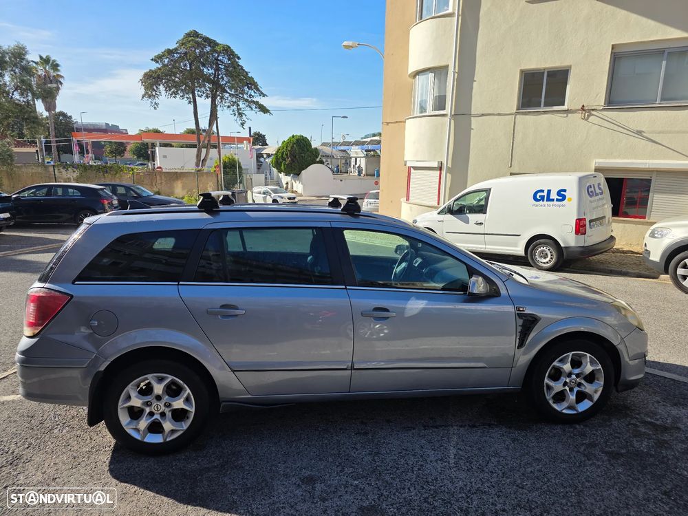 Opel Astra 2005 photo 2
