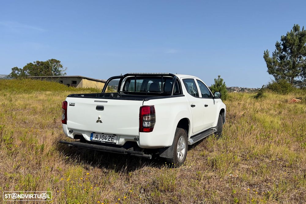 Mitsubishi L200 2.3 DI-D Space Cab Invite 4WD - 3