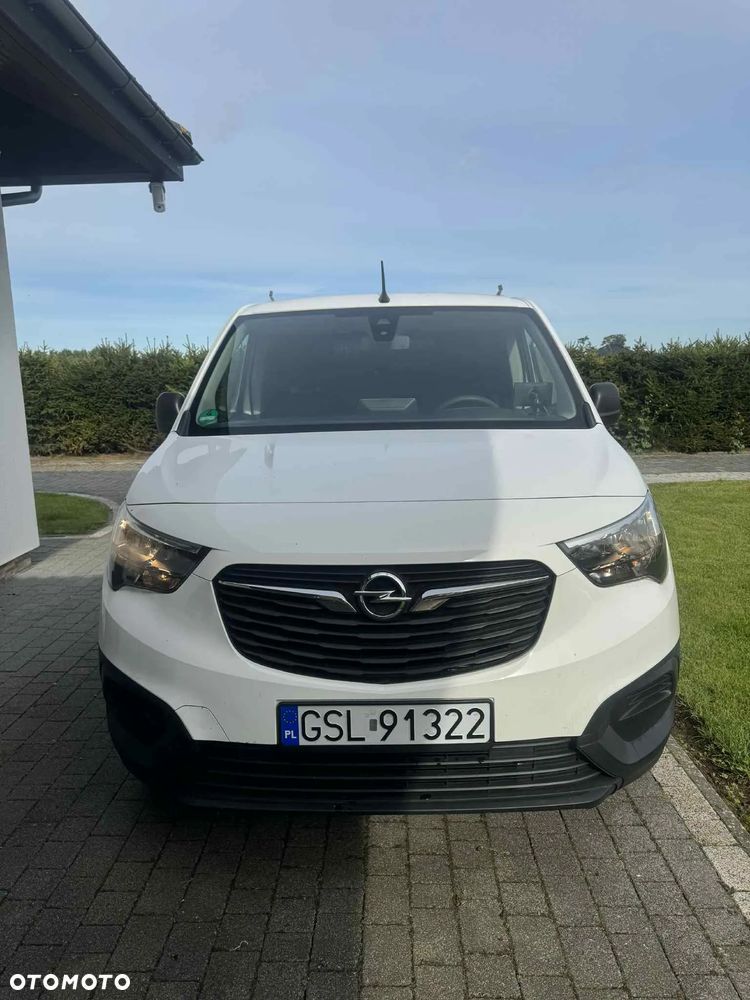 Opel COMBO - 1