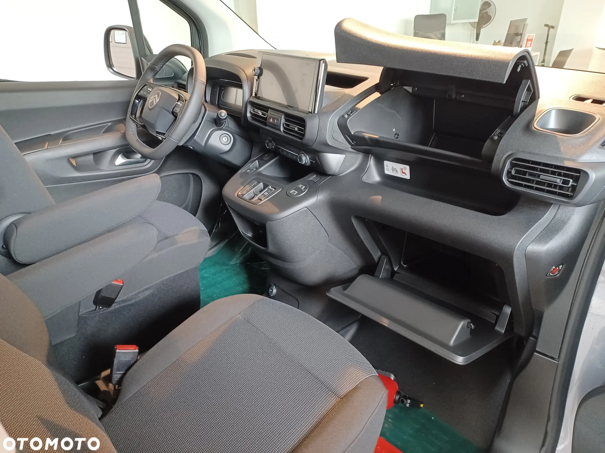 Citroën Berlingo XL 5 osobowy - 8
