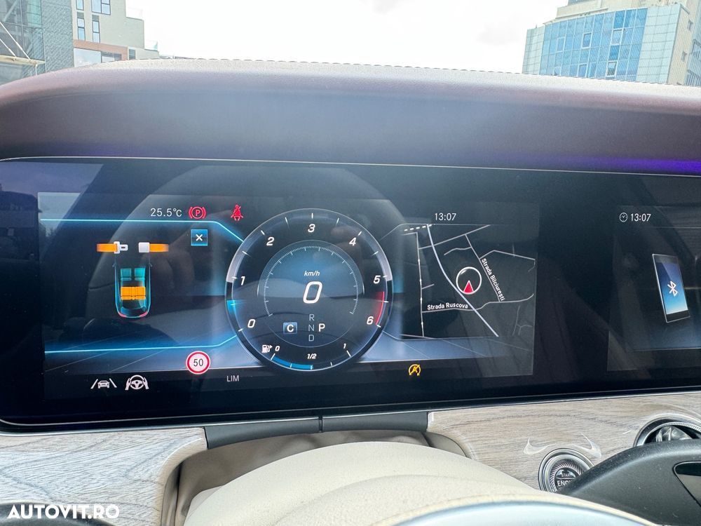 Mercedes-Benz CLS 350 d 4Matic 9G-TRONIC AMG Line - 11