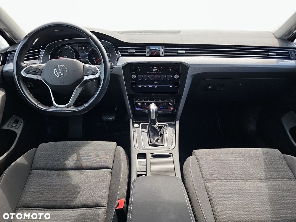 Volkswagen Passat 2.0 TDI EVO Business DSG - 9
