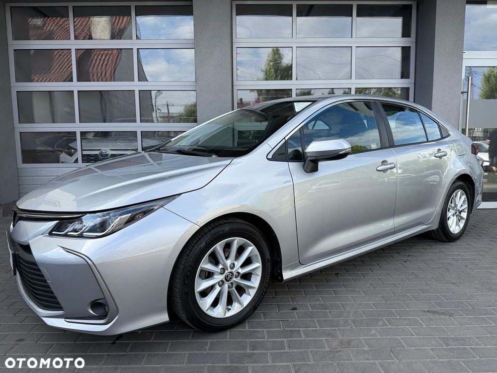 Toyota Corolla 1.8 Hybrid Comfort - 23