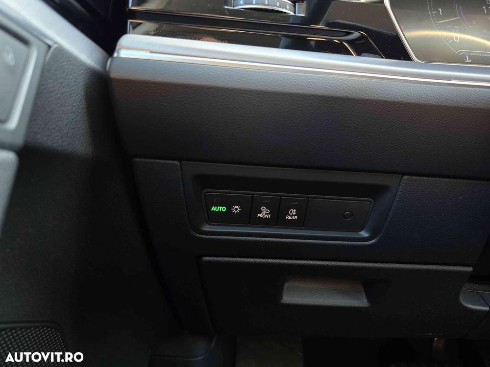 Volkswagen Touareg - 16