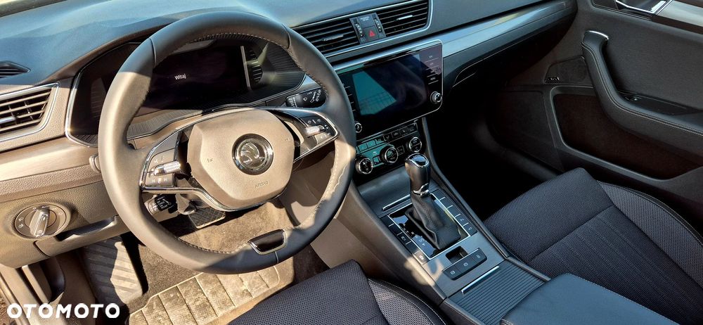 Skoda Superb 2.0 TSI Sportline DSG - 10