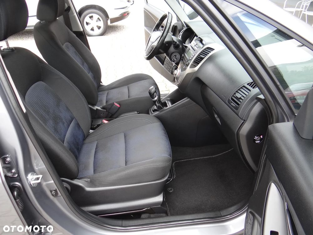 Hyundai ix20 1.4 blue Comfort - 34