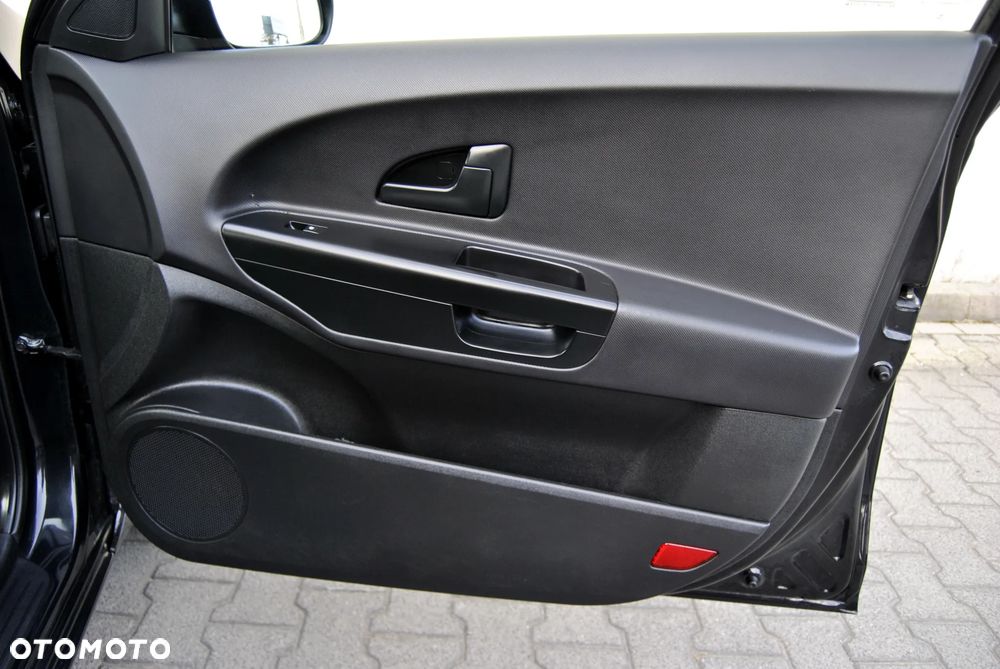 Kia Ceed - 26
