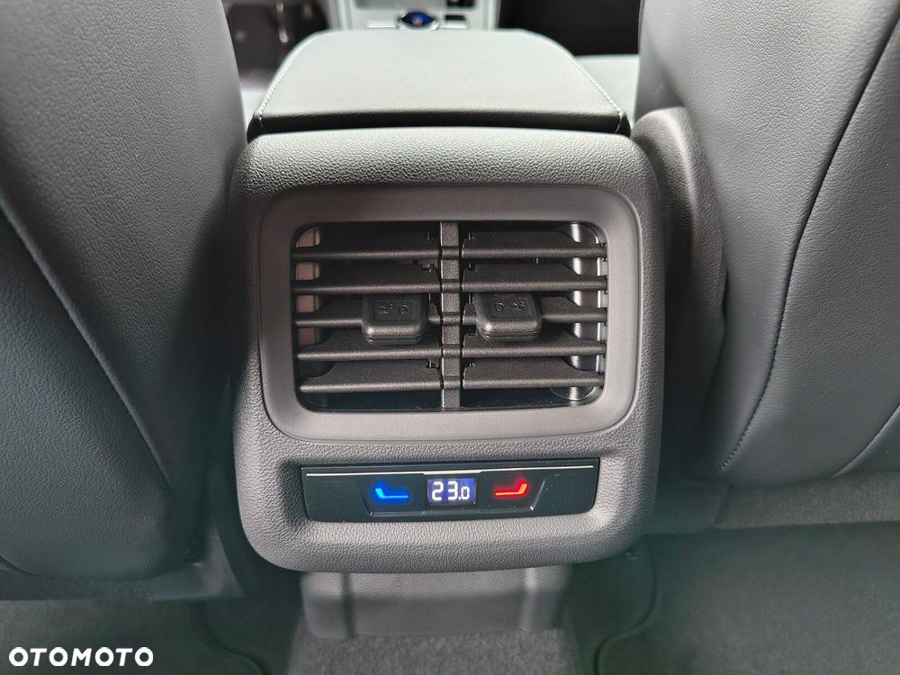 Volkswagen T-Roc 1.5 TSI Style DSG - 29