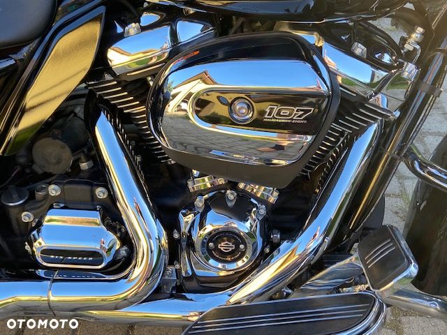 Harley-Davidson Touring Road Glide - 30