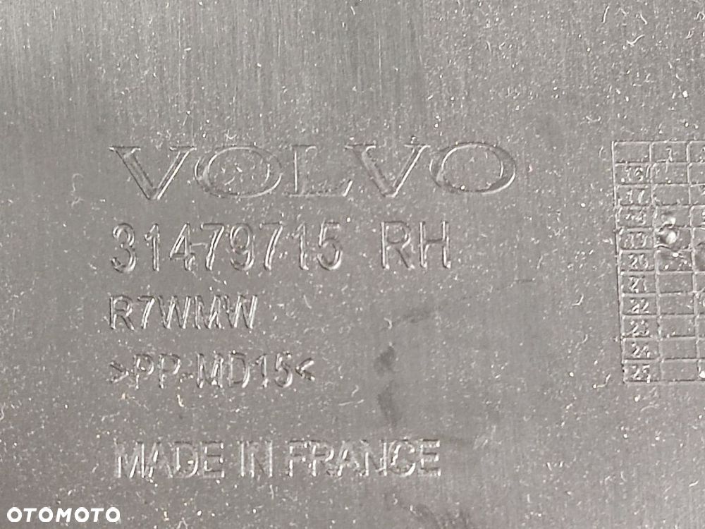 VOLVO XC40 17-21r Poszycie Słupka Środkowego Prawe - 4