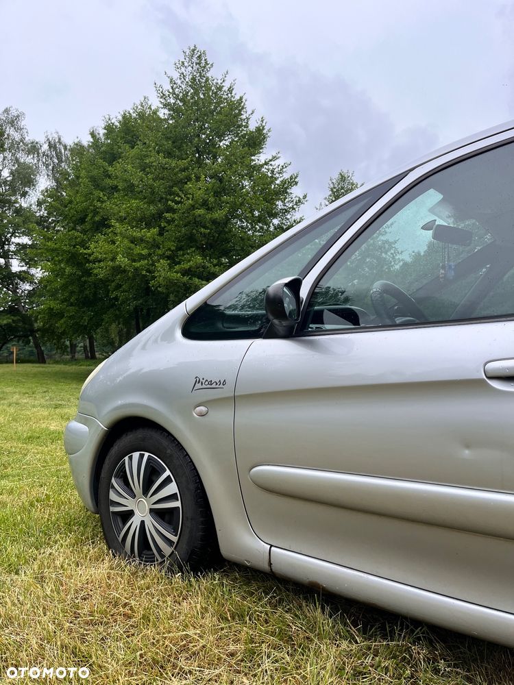 Citroën Xsara Picasso 1.8i Exclusive - 4